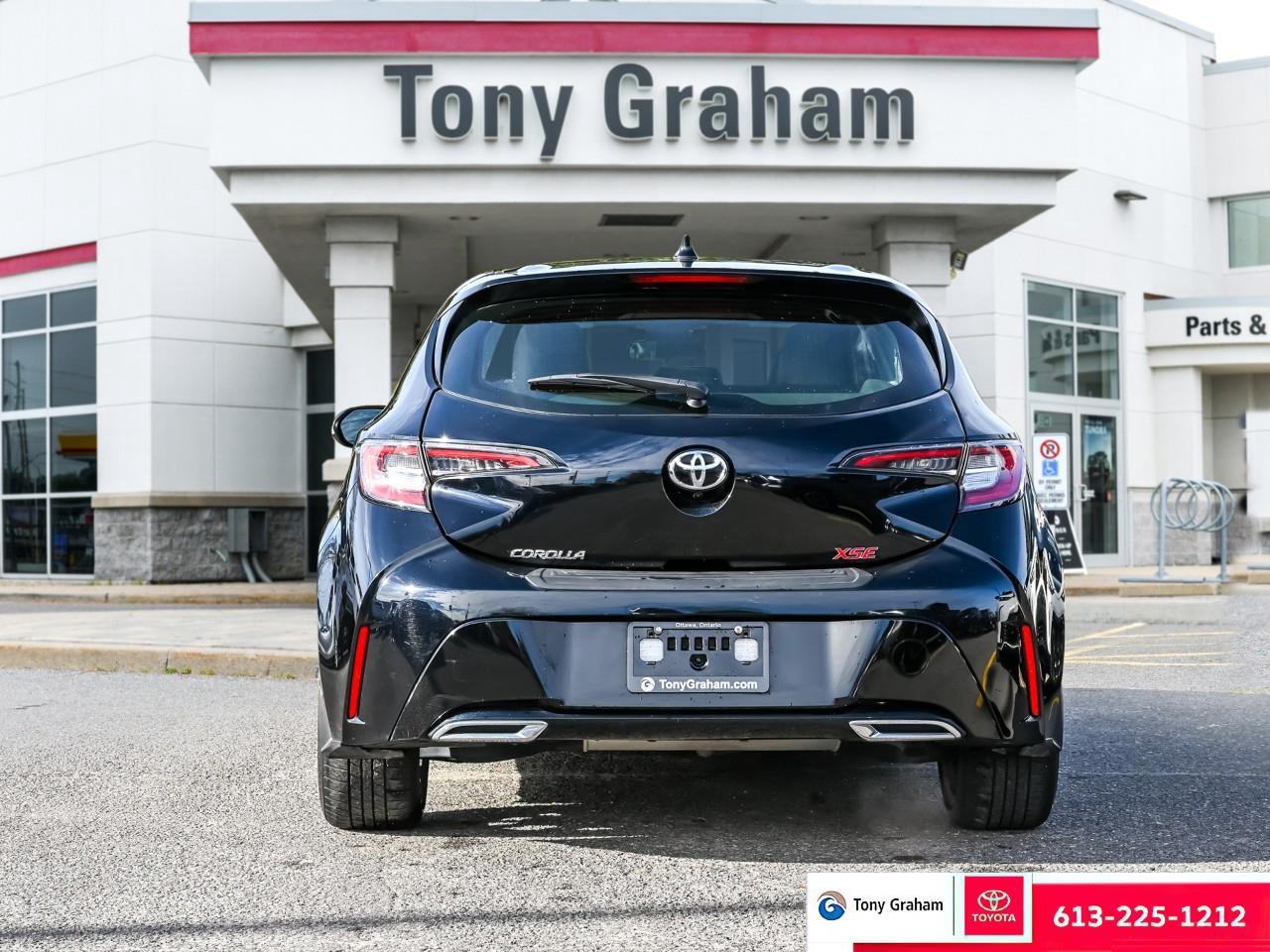 2019 Toyota Corolla Hatchback XSE Package Photo3