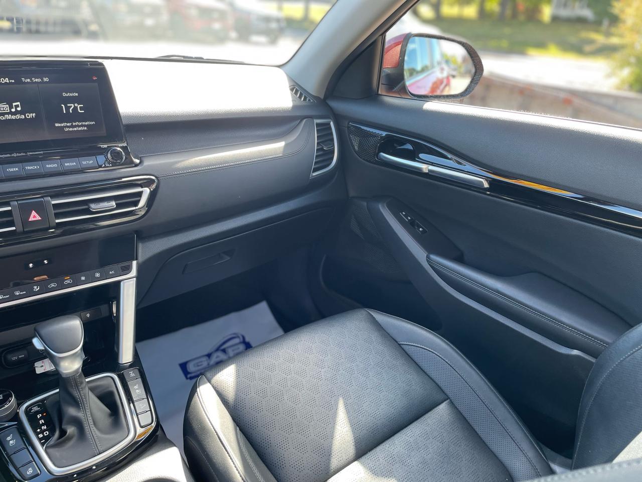 2021 Kia Seltos EX PREMIUM Photo5