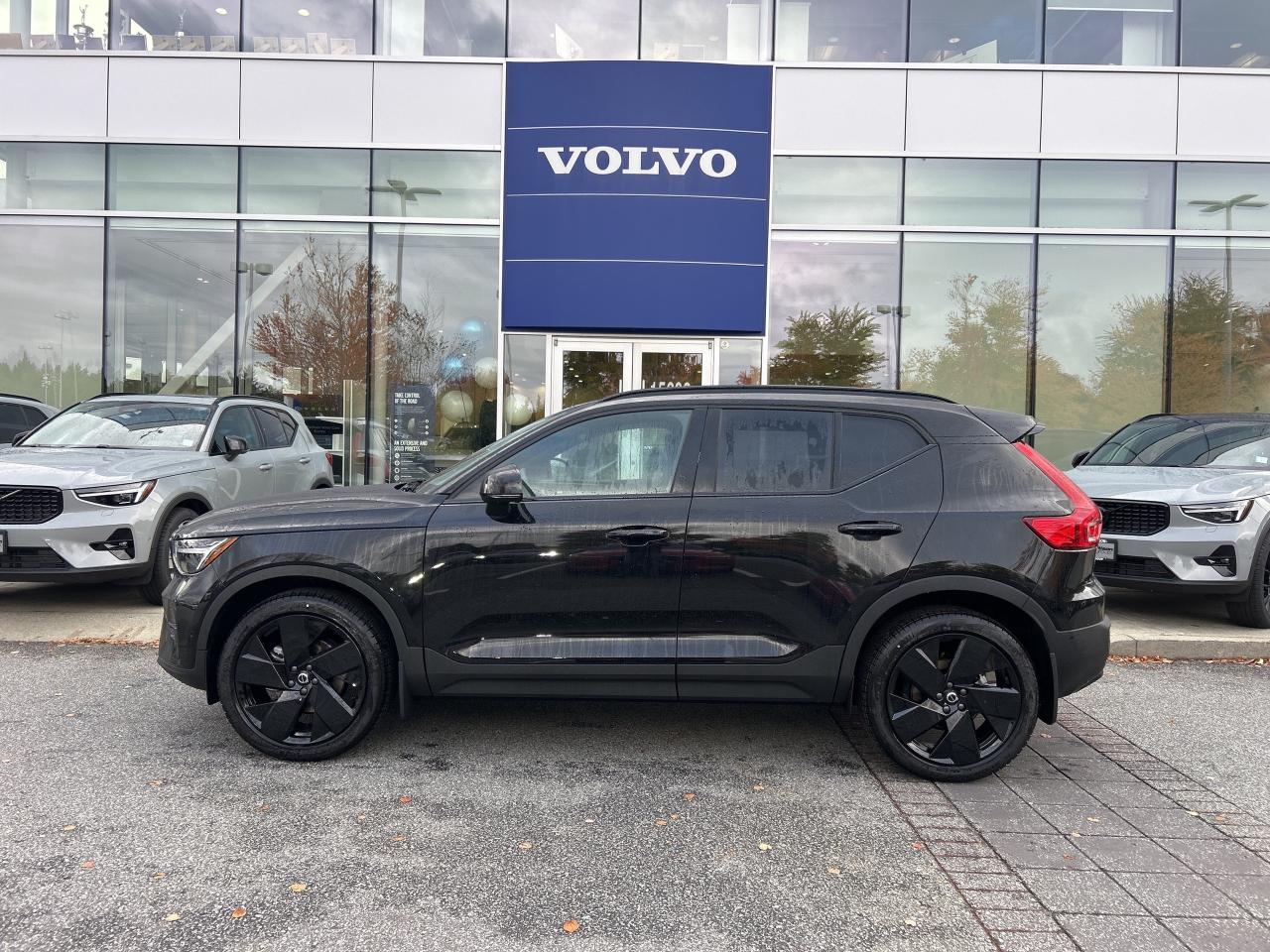 New 2026 Volvo XC40 B5 AWD Ultra Black Edition for sale in Surrey, BC
