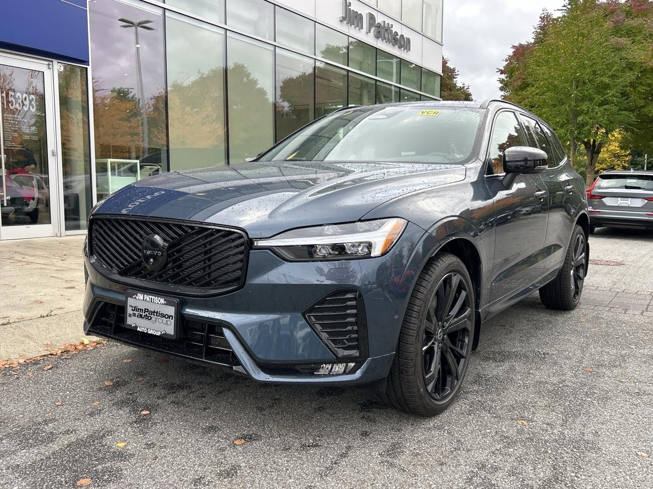 New 2026 Volvo XC60 B5 AWD Ultra Black Edition for sale in Surrey, BC