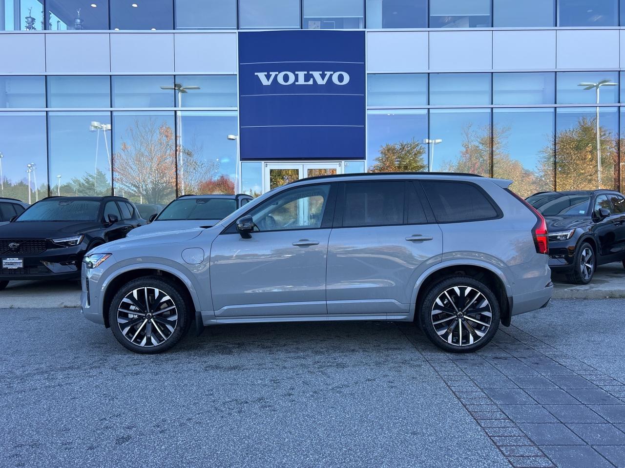 New 2026 Volvo XC90 Plug-In Hybrid T8 AWD Ultra Dark Theme 7-Seater for sale in Surrey, BC
