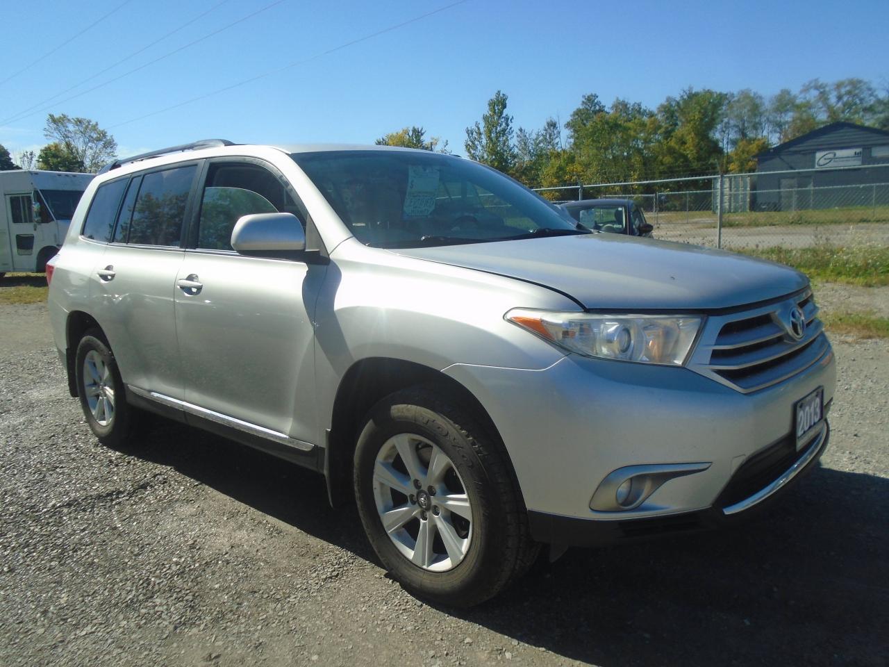 2013 Toyota Highlander 4WD 7 PASS. 4dr - Photo #3