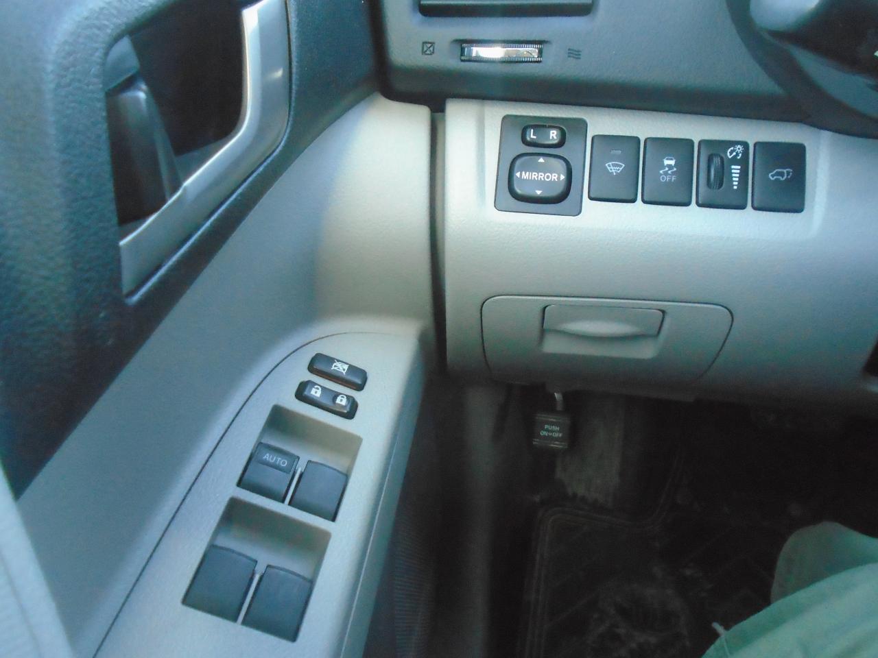 2013 Toyota Highlander 4WD 7 PASS. 4dr - Photo #10