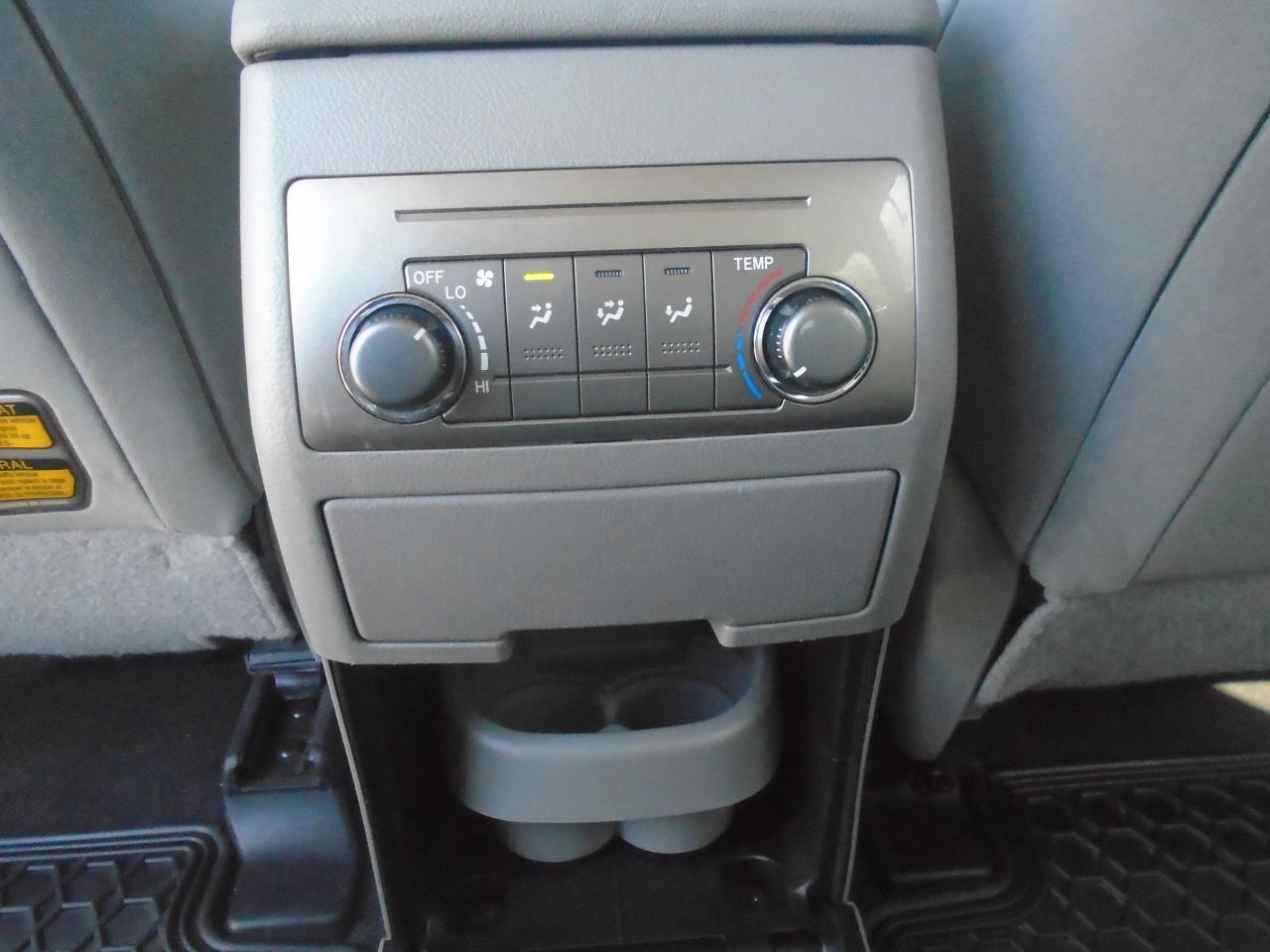2013 Toyota Highlander 4WD 7 PASS. 4dr - Photo #22