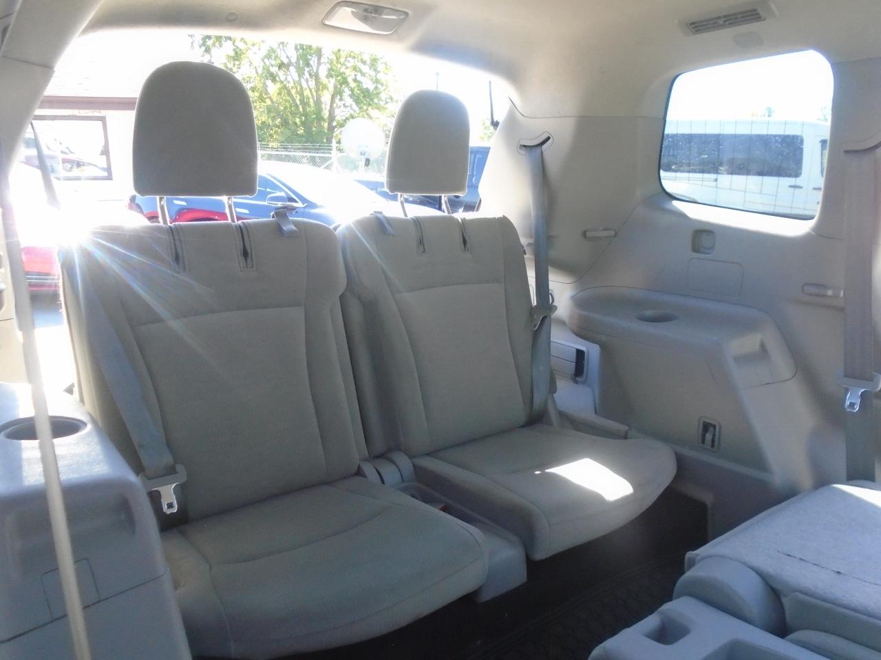 2013 Toyota Highlander 4WD 7 PASS. 4dr - Photo #28