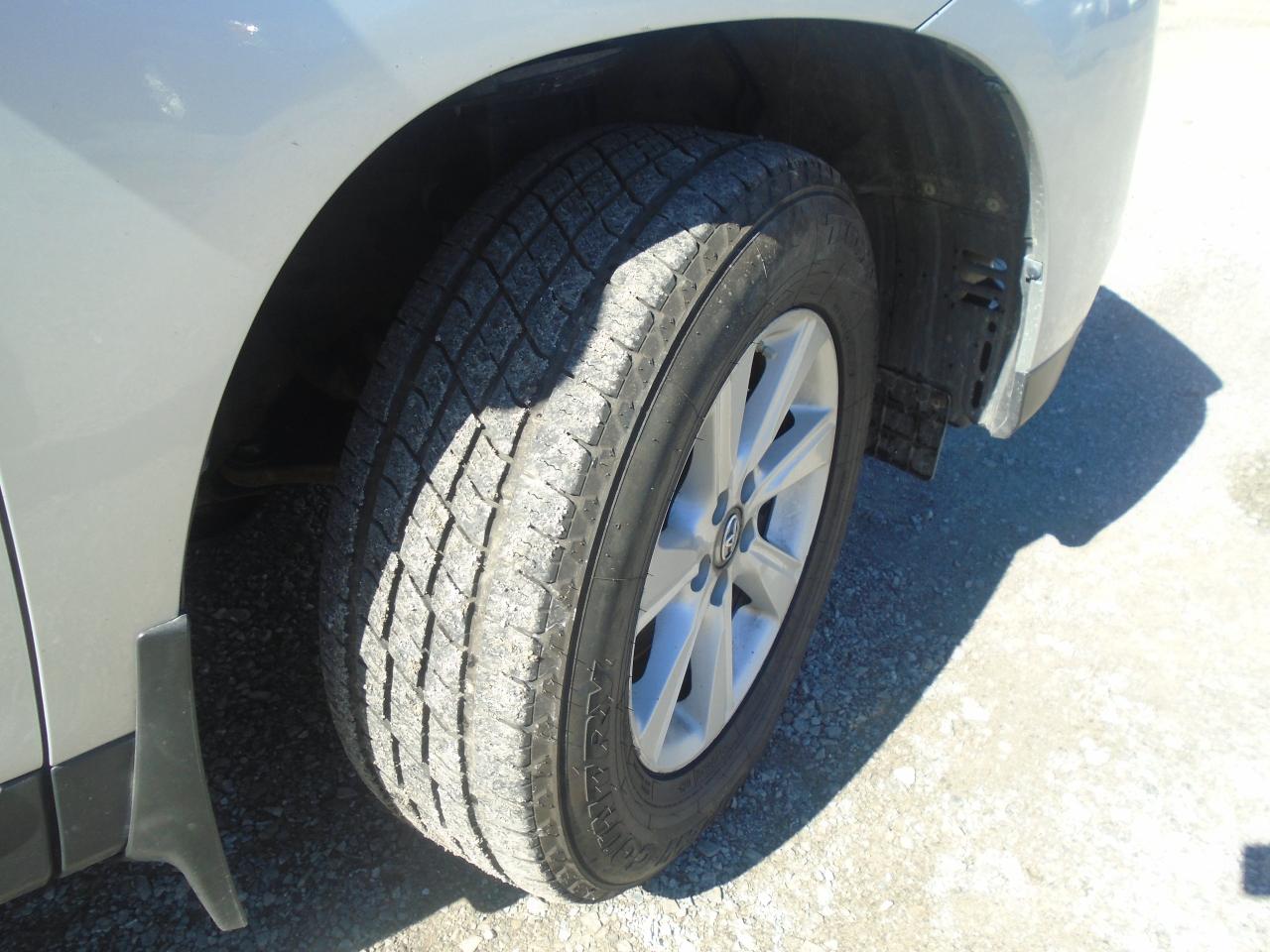 2013 Toyota Highlander 4WD 7 PASS. 4dr - Photo #32
