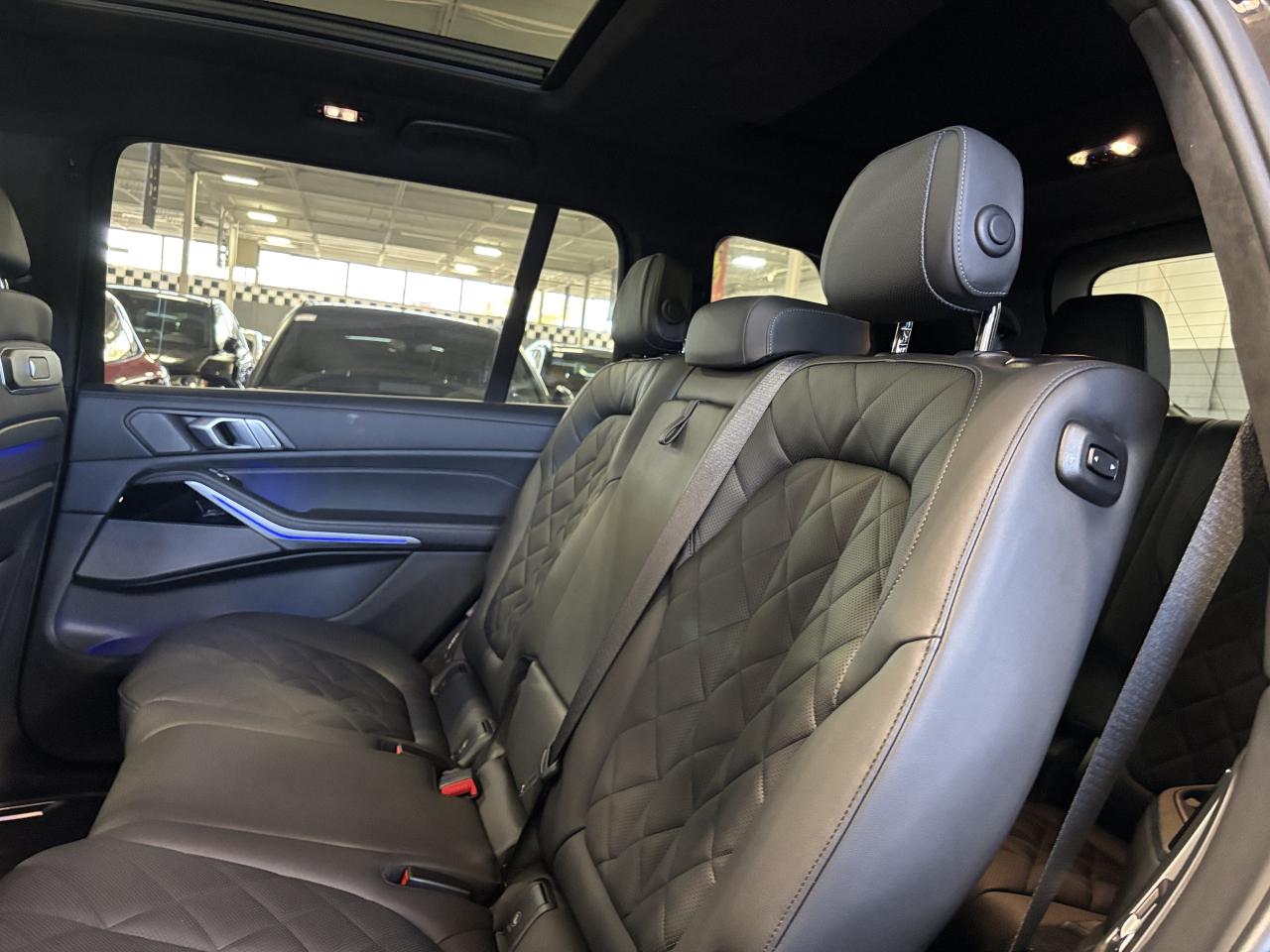 2024 BMW X7 M60i|XDRIVE|NO LUX TAX|NAV|MASSAGE|RECLINE|3DCAM|+ - Photo #13