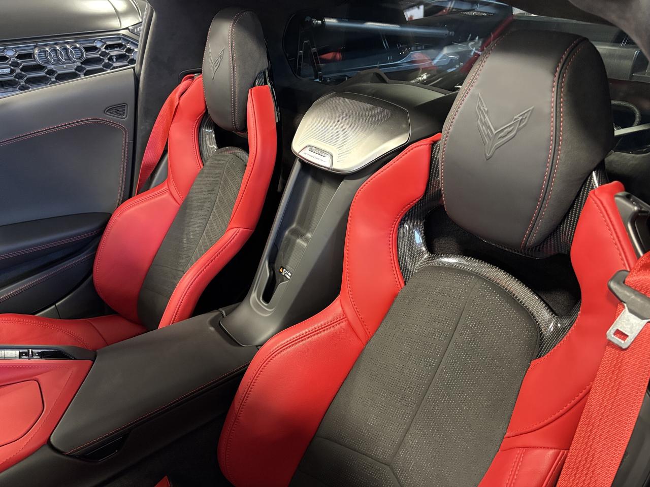 2024 Chevrolet Corvette Stingray|3LT|Z51PERFORMANCE|NO LUX TAX|CARBONSEATS - Photo #18