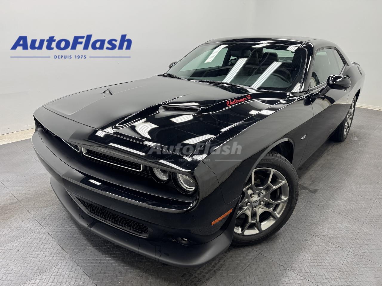 Used 2017 Dodge Challenger GT, AWD, V6 3,6L, SON ALPINE, TOIT OUVRANT for sale in Saint-Hubert, QC