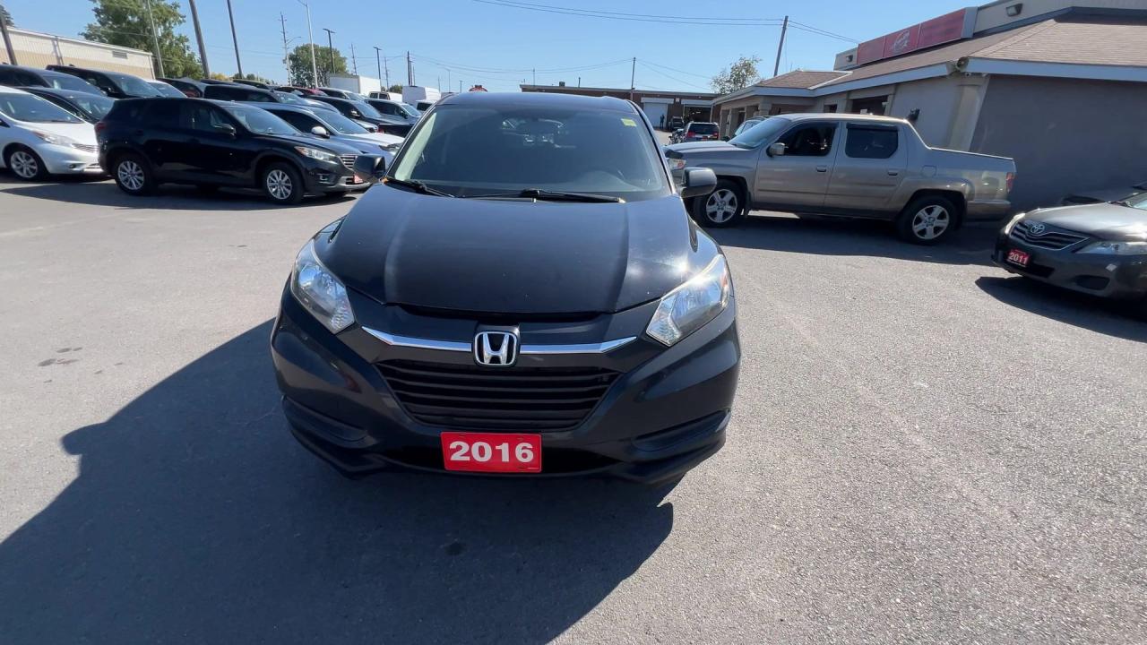 2016 Honda HR-V AWD | LOW KMS! | REAR CAM | 17IN ALLOYS |BLUETOOTH Photo