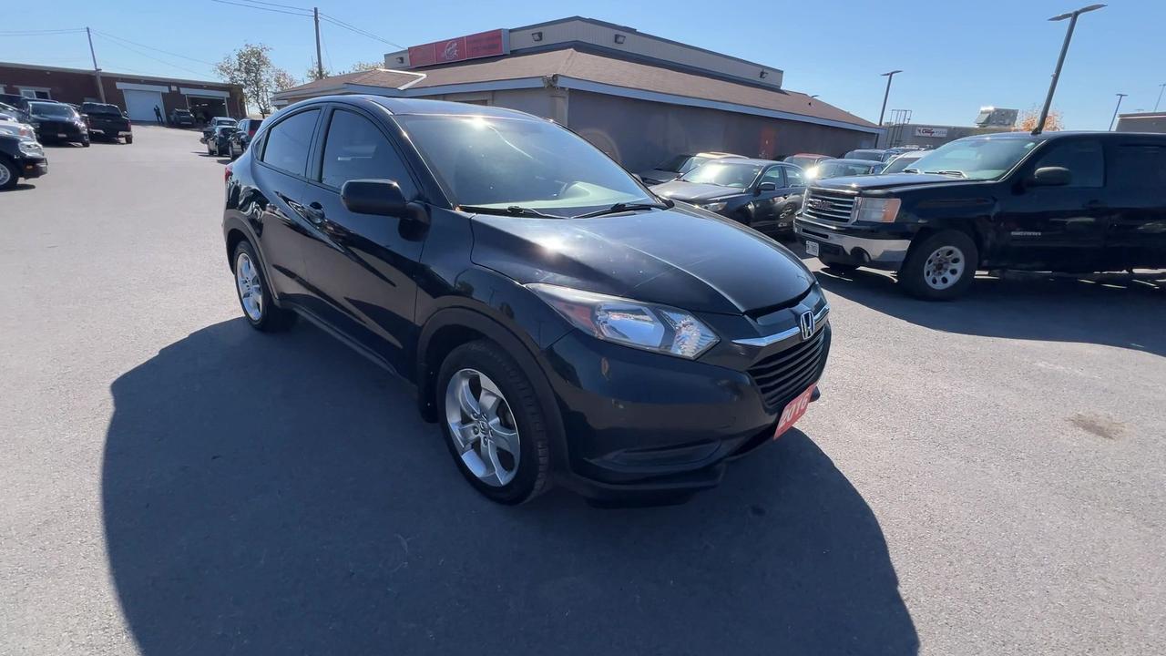 2016 Honda HR-V AWD | LOW KMS! | REAR CAM | 17IN ALLOYS |BLUETOOTH Photo