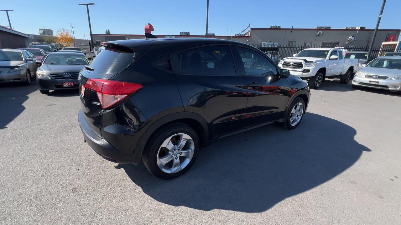 2016 Honda HR-V AWD | LOW KMS! | REAR CAM | 17IN ALLOYS |BLUETOOTH Photo