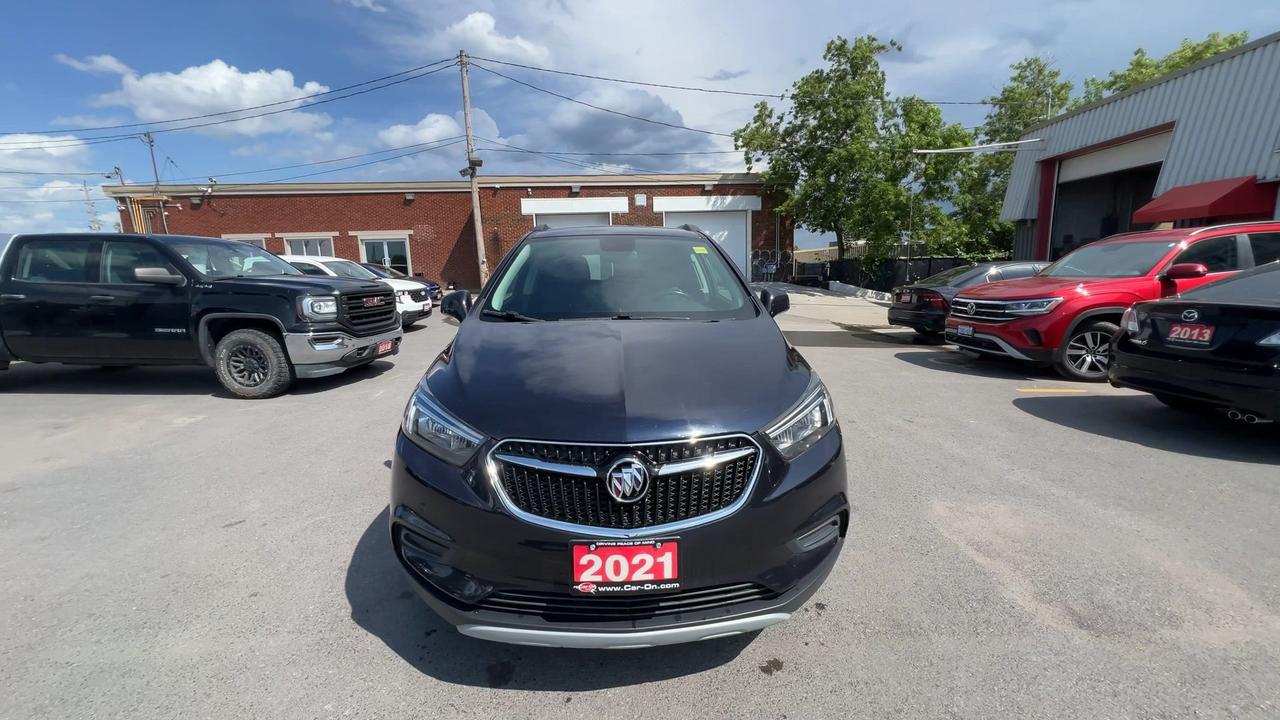 2021 Buick Encore AWD | LEATHER | CARPLAY | 18IN ALLOYS | REAR CAM Photo2