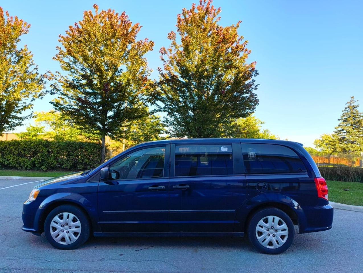 2015 Dodge Grand Caravan 4dr Wagon Canada Value Package Photo3