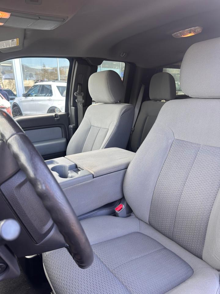 2014 Ford F-150 XLT Photo5