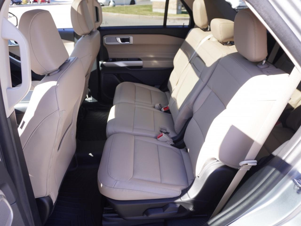 2023 Ford Explorer Limited  - Leather Seats -  Cooled Seats Photo