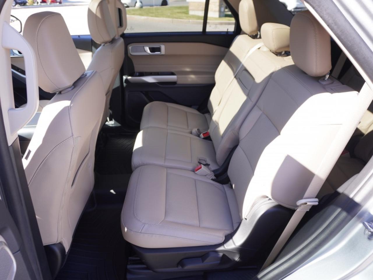 2023 Ford Explorer Limited  - Leather Seats -  Cooled Seats Photo