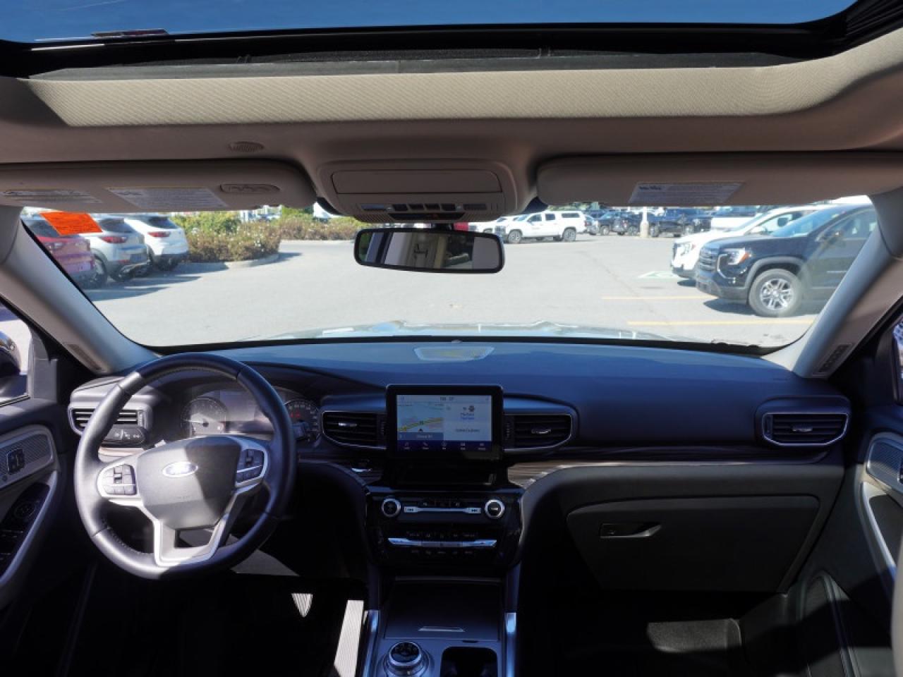 2023 Ford Explorer Limited  - Leather Seats -  Cooled Seats Photo