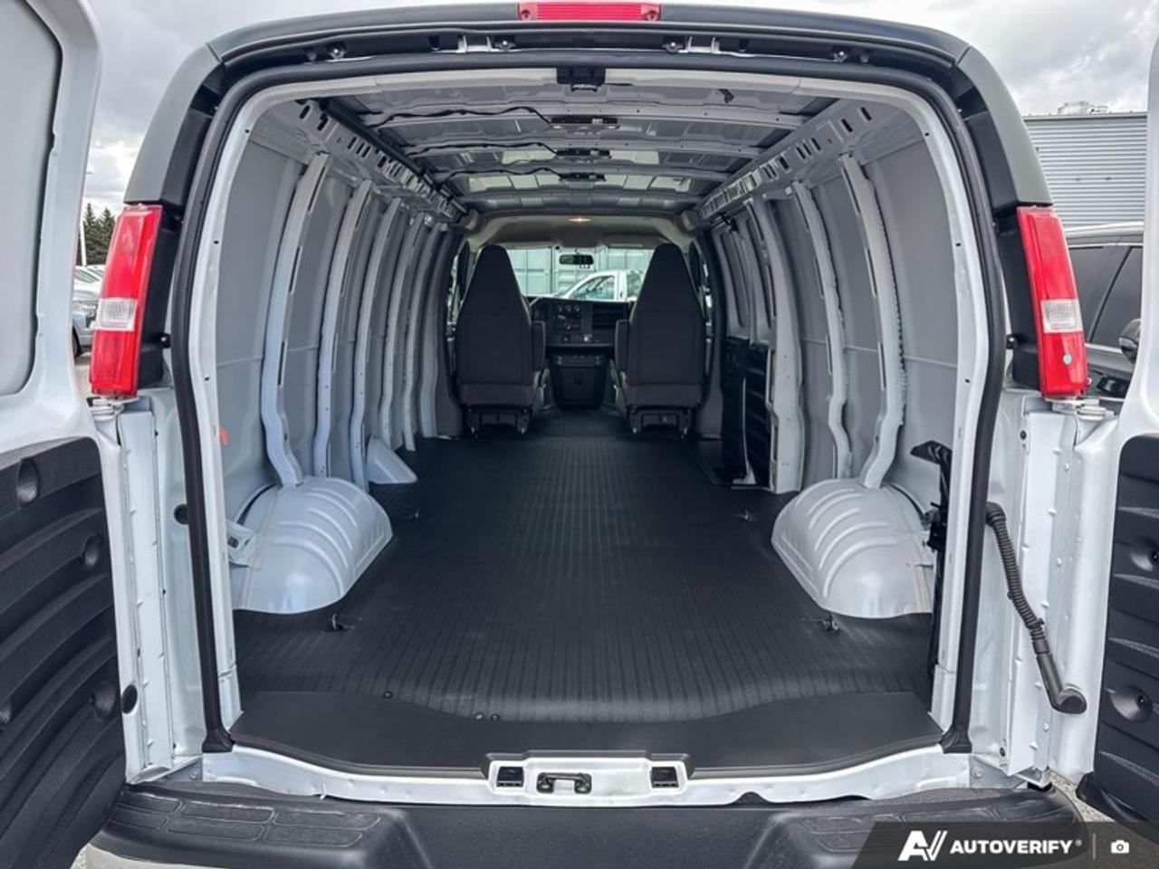 2025 Chevrolet Express Cargo Van 2500 155  - Audio System Photo