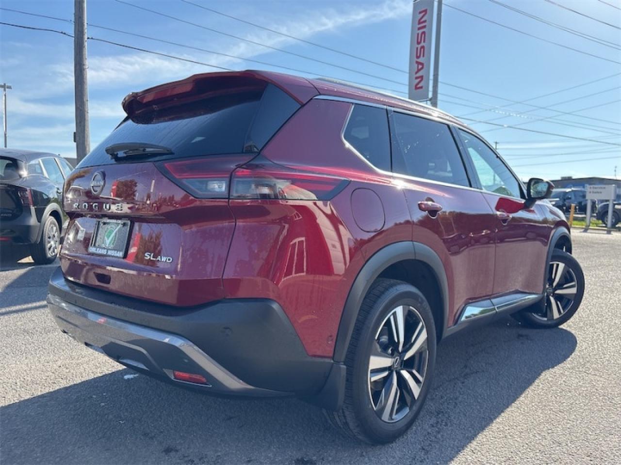 2022 Nissan Rogue SL  - Moonroof -  Leather Seats Photo