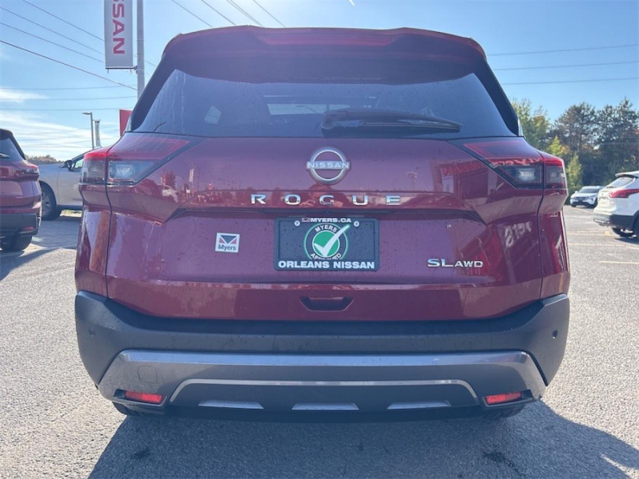 2022 Nissan Rogue SL  - Moonroof -  Leather Seats Photo