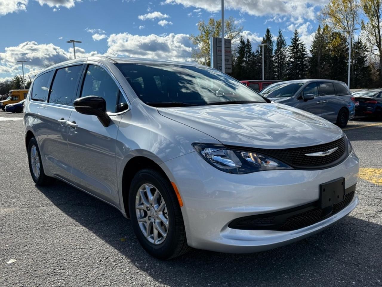 2026 Dodge Grand Caravan SXT  - Heated Seats Photo3