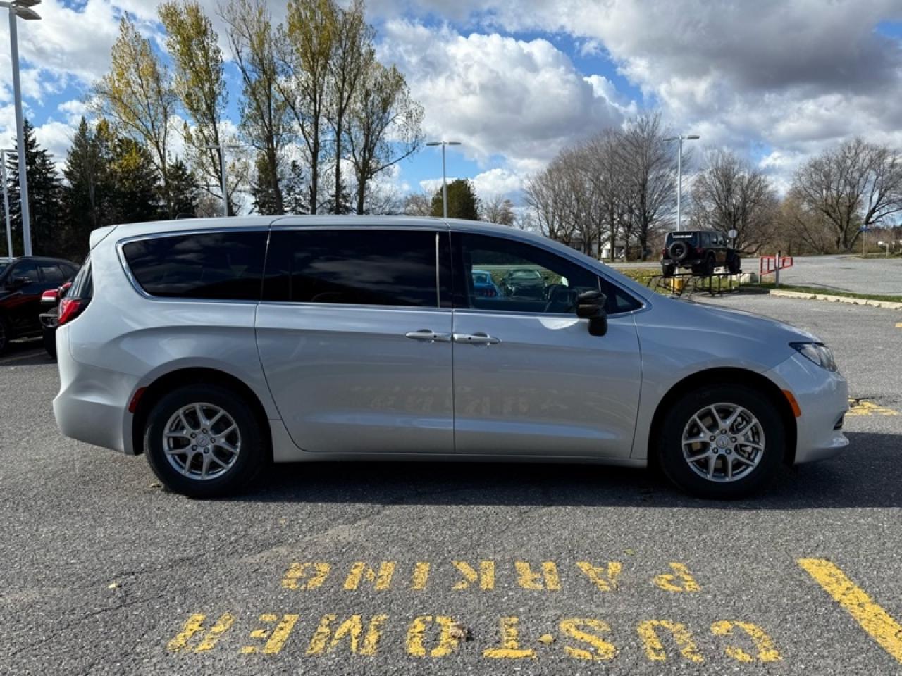 2026 Dodge Grand Caravan SXT  - Heated Seats Photo