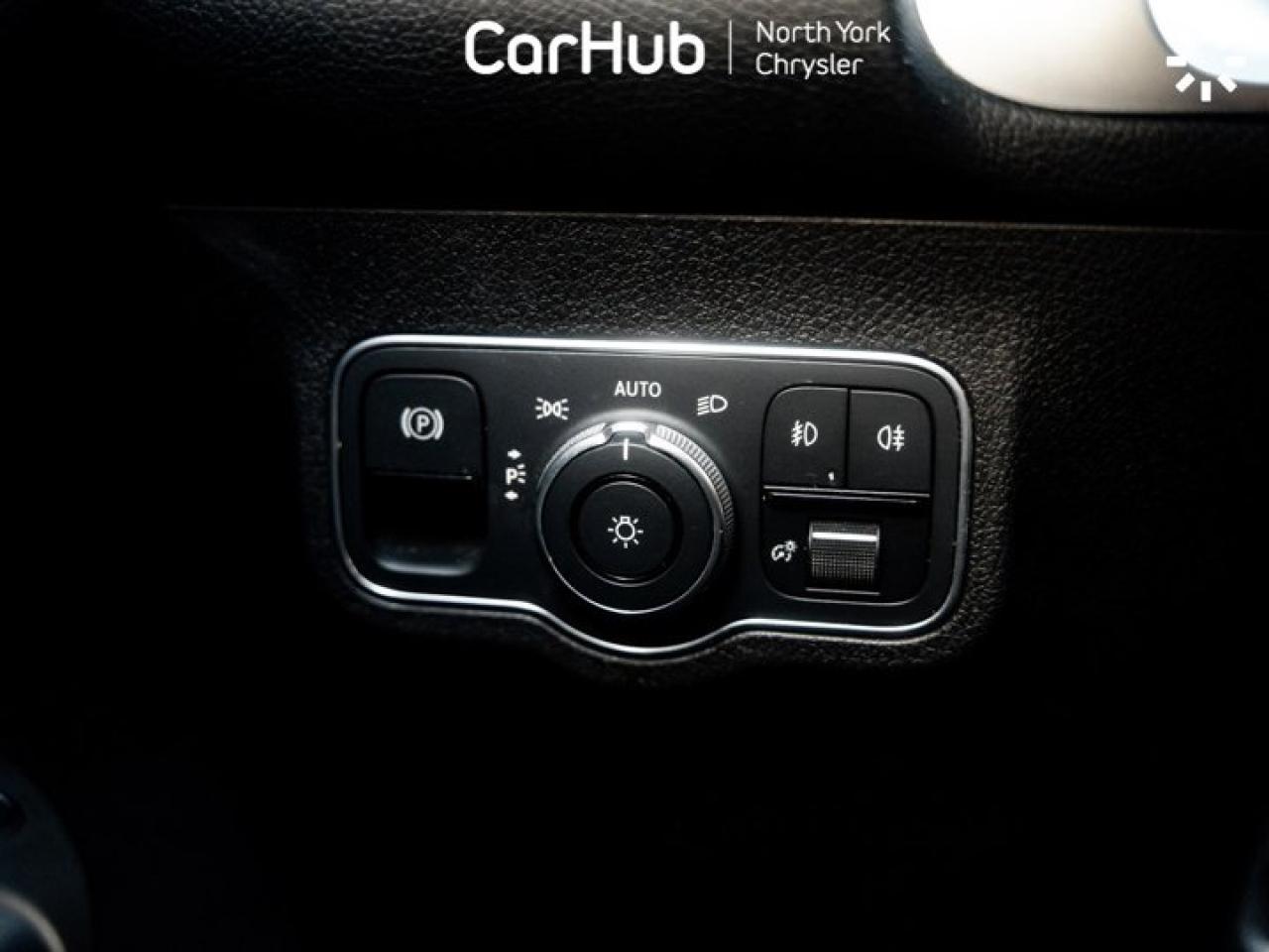 2022 Mercedes-Benz G-Class 250 Panroof Navi Blind Spot Assist Active Brake Assist Photo