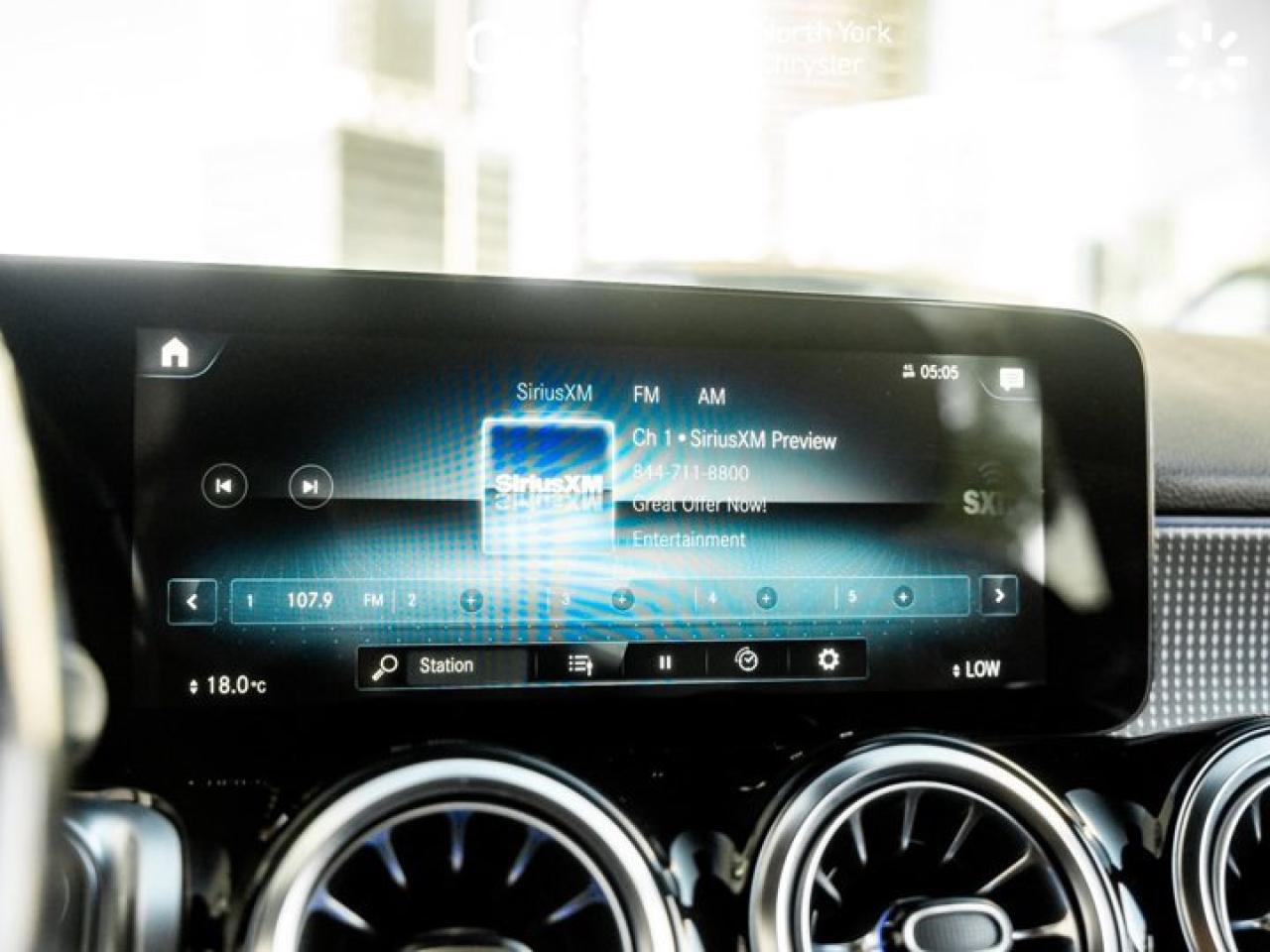 2022 Mercedes-Benz G-Class 250 Panroof Navi Blind Spot Assist Active Brake Assist Photo