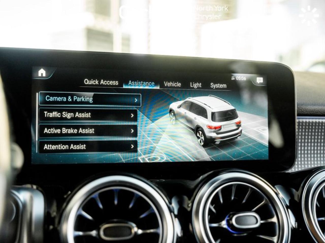 2022 Mercedes-Benz G-Class 250 Panroof Navi Blind Spot Assist Active Brake Assist Photo