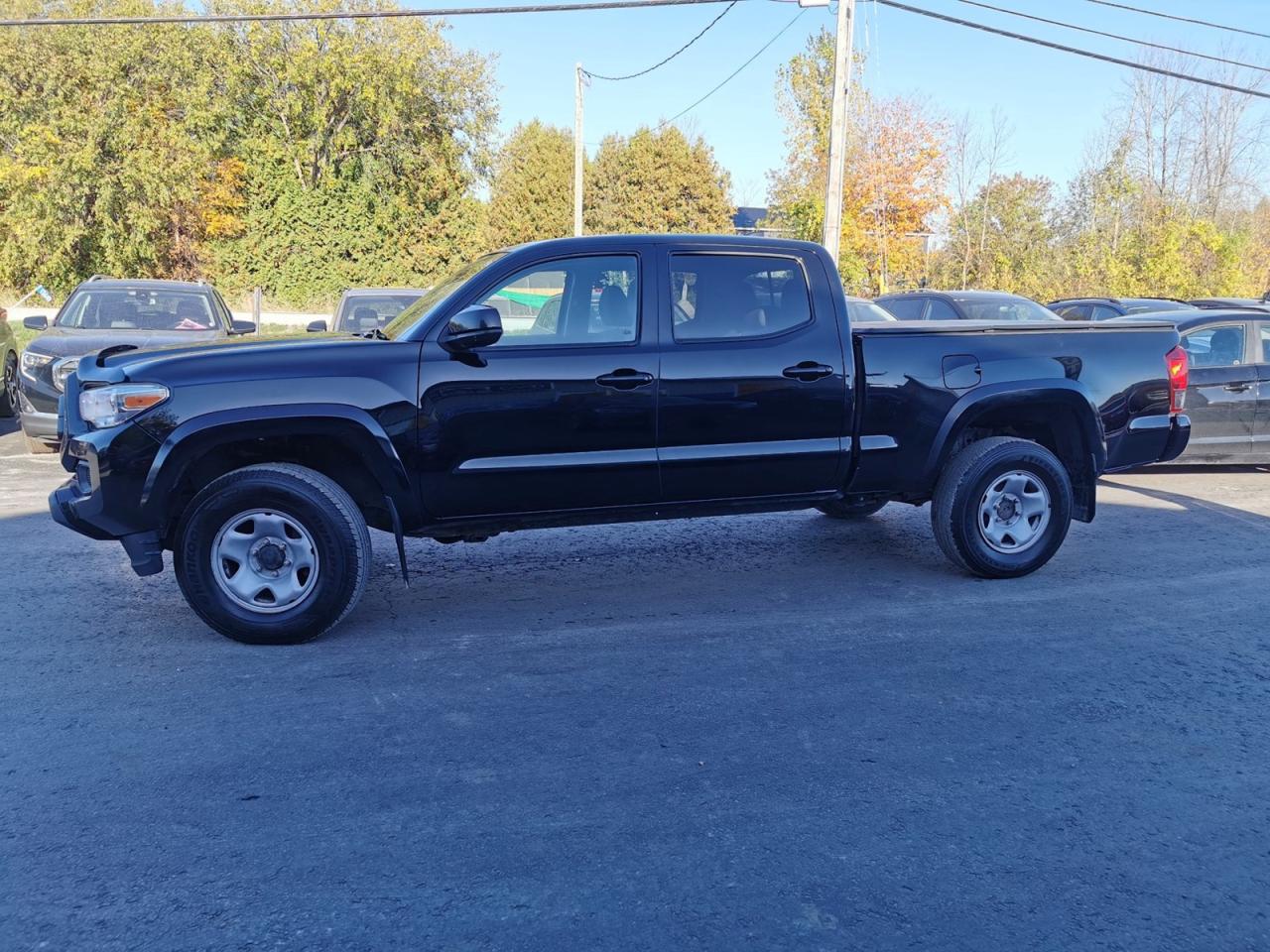 2020 Toyota Tacoma  - Photo #2