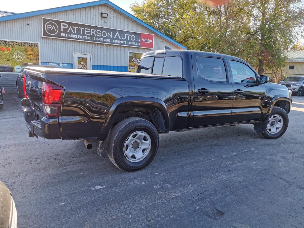 2020 Toyota Tacoma  - Photo #5