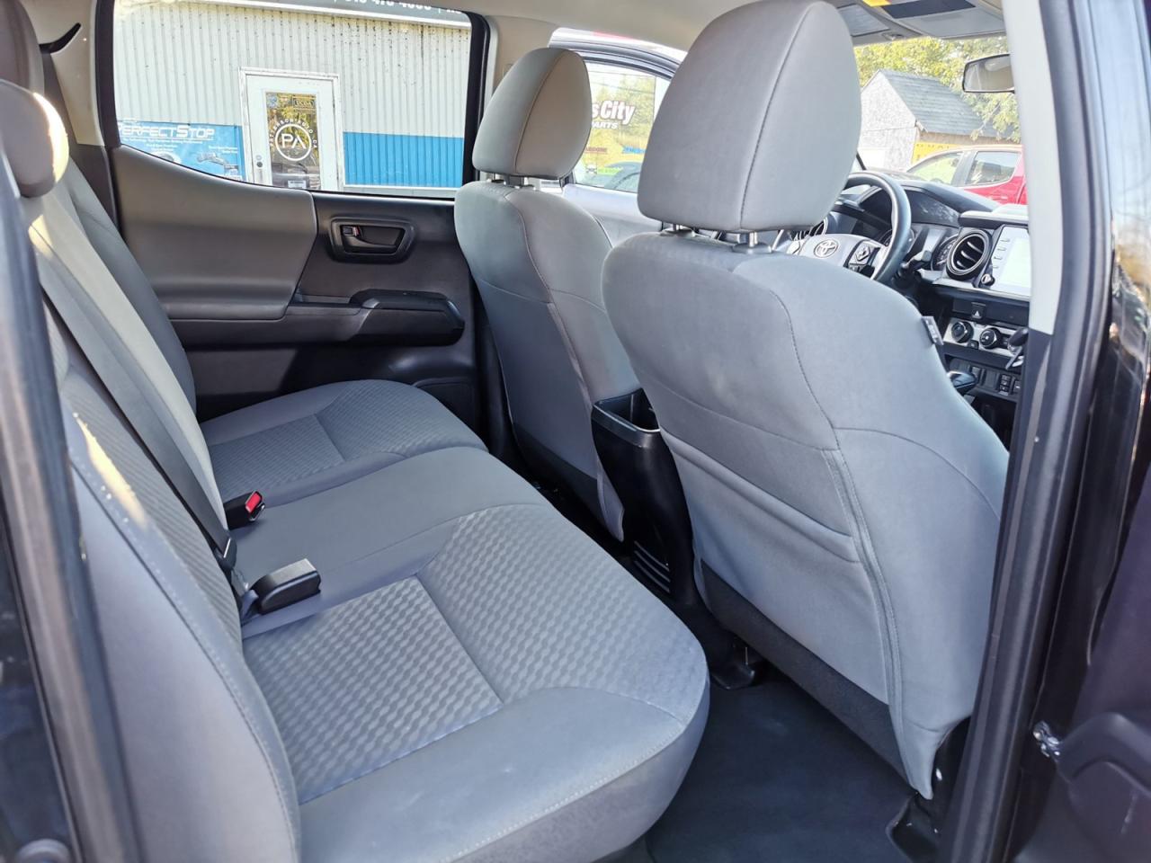 2020 Toyota Tacoma  - Photo #15