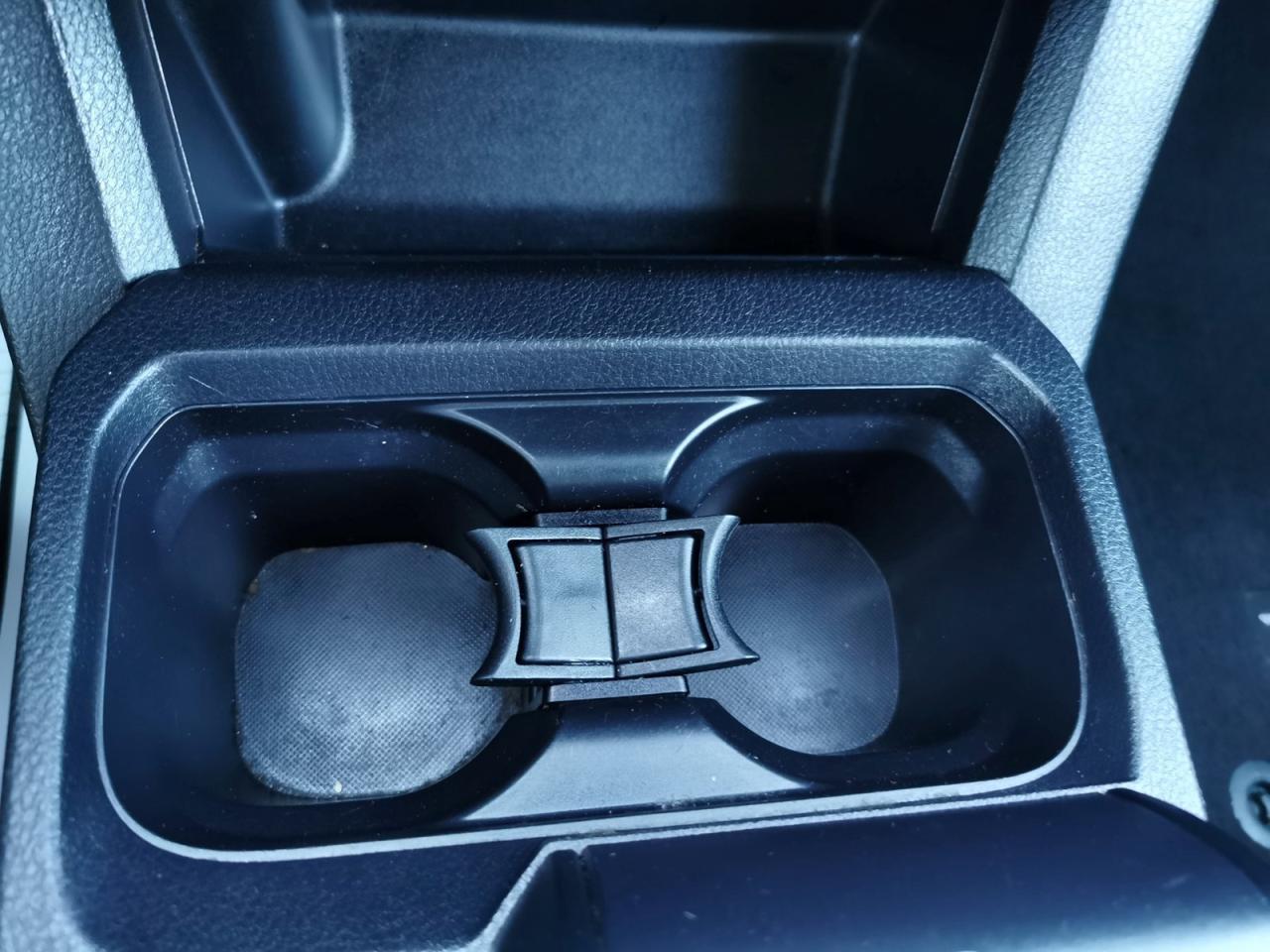 2020 Toyota Tacoma  - Photo #24