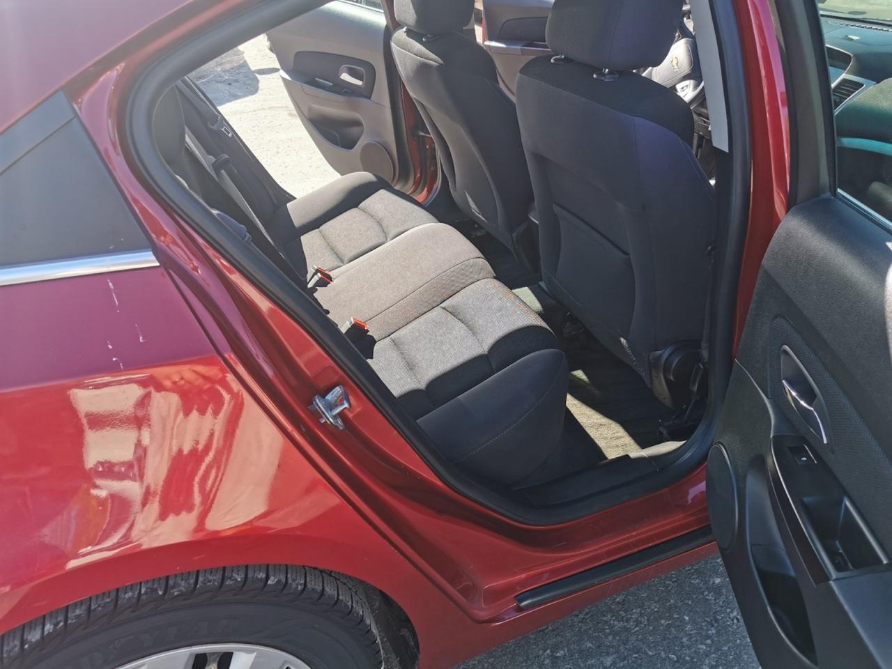 2014 Chevrolet Cruze 1LT - Photo #24