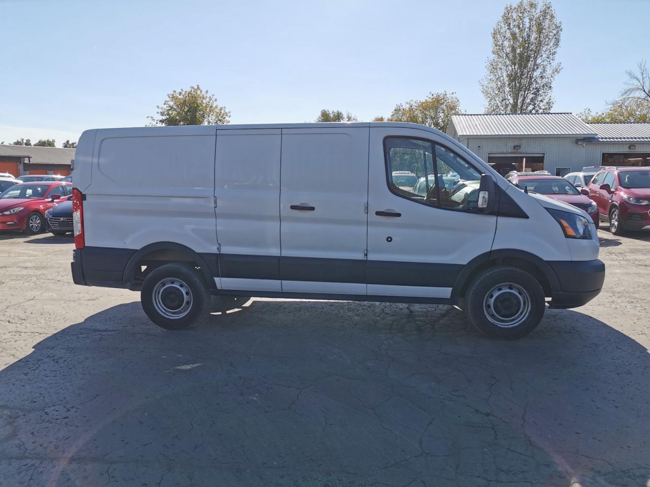 2017 Ford Transit 250 Van Low Roof 60/40 Pass.130-in. WB - Photo #4