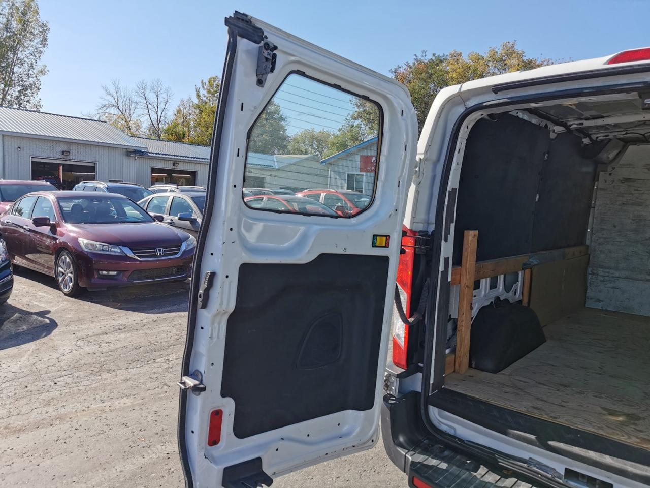 2017 Ford Transit 250 Van Low Roof 60/40 Pass.130-in. WB - Photo #28