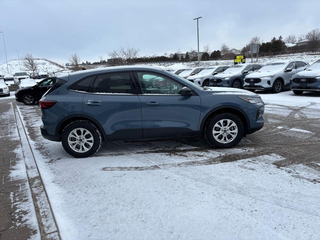 2025 Ford Escape PREVIOUS DEMO! LIKE NEW! ACTIVE AWD! TECH PACKAGE! Photo