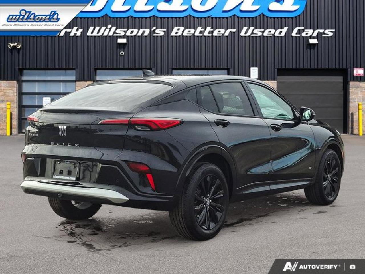 2025 Buick Envista Sport Touring | Leather | Heated Seats + Steering | Remote Start | Power Liftgate | CarPlay & More ! Photo