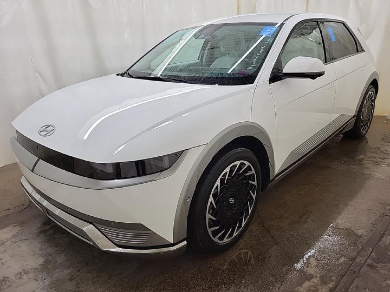 Used 2023 Hyundai IONIQ 5 Preferred Luxury AWD | Long Range | Leather | 360 Camera | HUD | Bose | Cooled Seats and More ! for sale in Guelph, ON