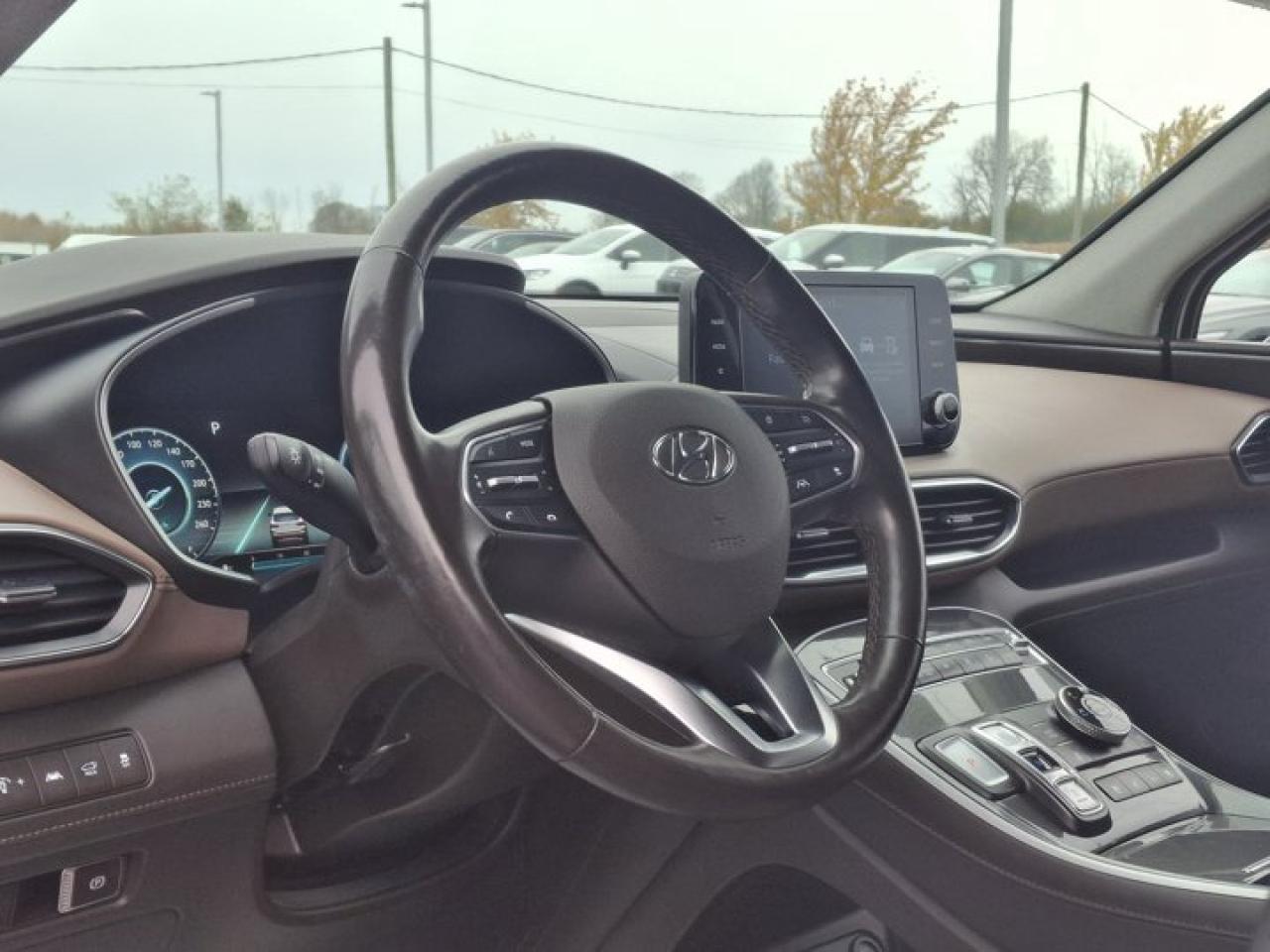 2021 Hyundai Santa Fe Hybrid Luxury AWD | Leather | Pano Roof | Cooled + Heated Seats | Heated Wheel | CarPlay + Android & More ! Photo