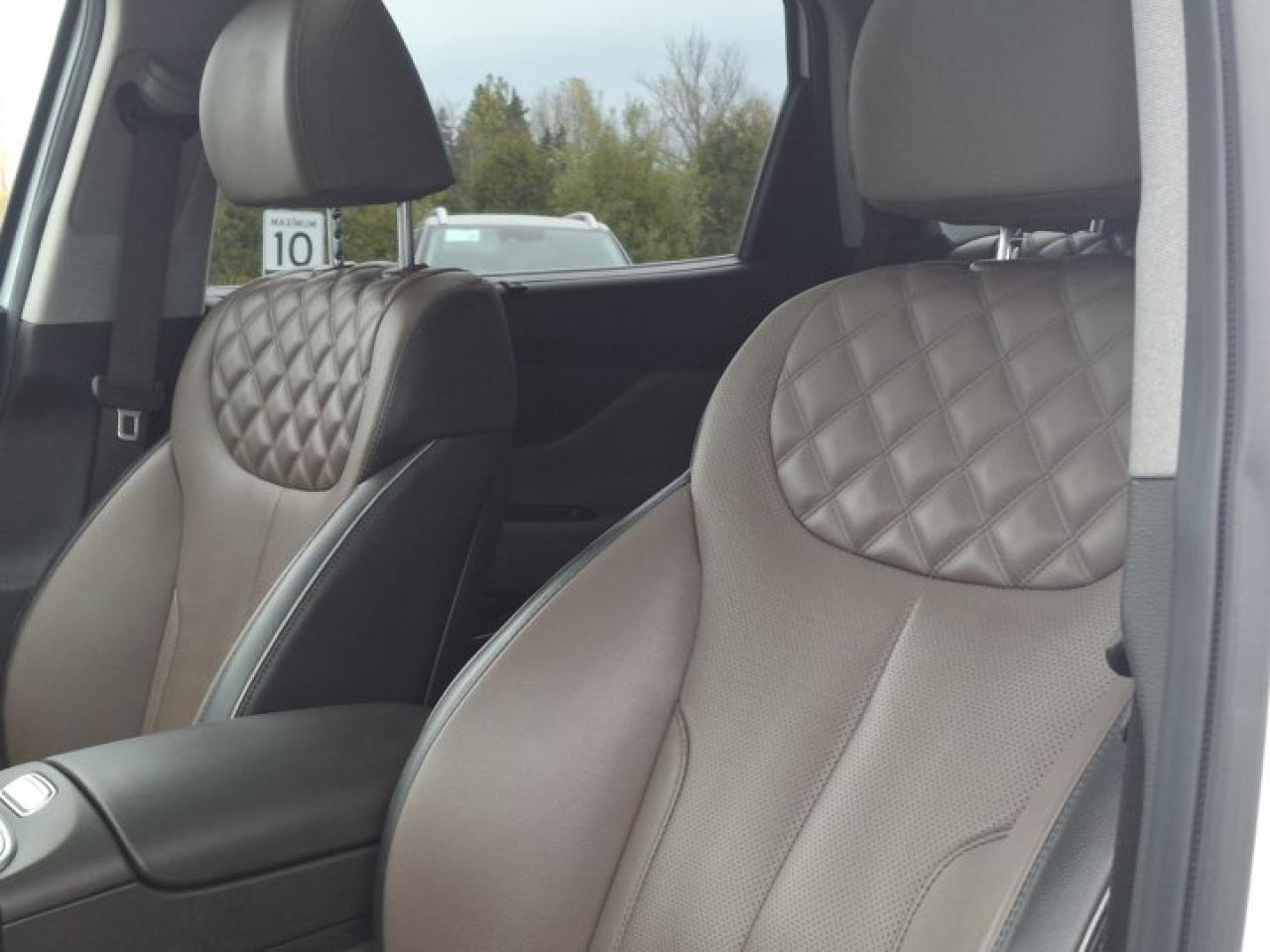 2021 Hyundai Santa Fe Hybrid Luxury AWD | Leather | Pano Roof | Cooled + Heated Seats | Heated Wheel | CarPlay + Android & More ! Photo