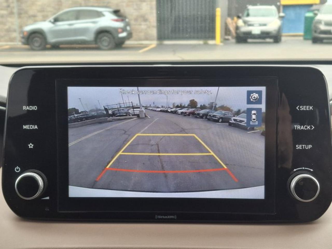 2021 Hyundai Santa Fe Hybrid Luxury AWD | Leather | Pano Roof | Cooled + Heated Seats | Heated Wheel | CarPlay + Android & More ! Photo