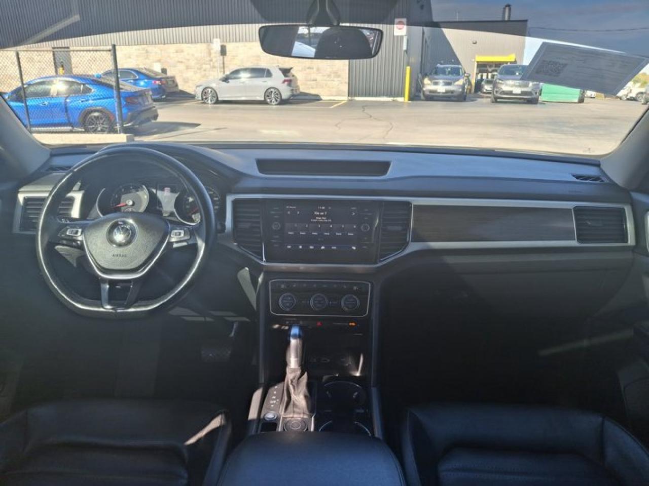 2018 Volkswagen Atlas Highline 4Motion | Leather | Pano Roof | Nav | Adaptive Cruise | Heated & Cooled Seats | Photo