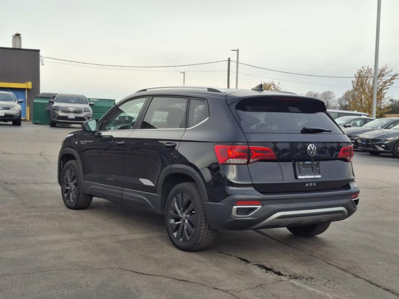 2024 Volkswagen Taos Comfortline | Panoramic Sunroof | Adaptive Cruise | Heated Wheel + Seats | CarPlay + Android | Powe Photo2