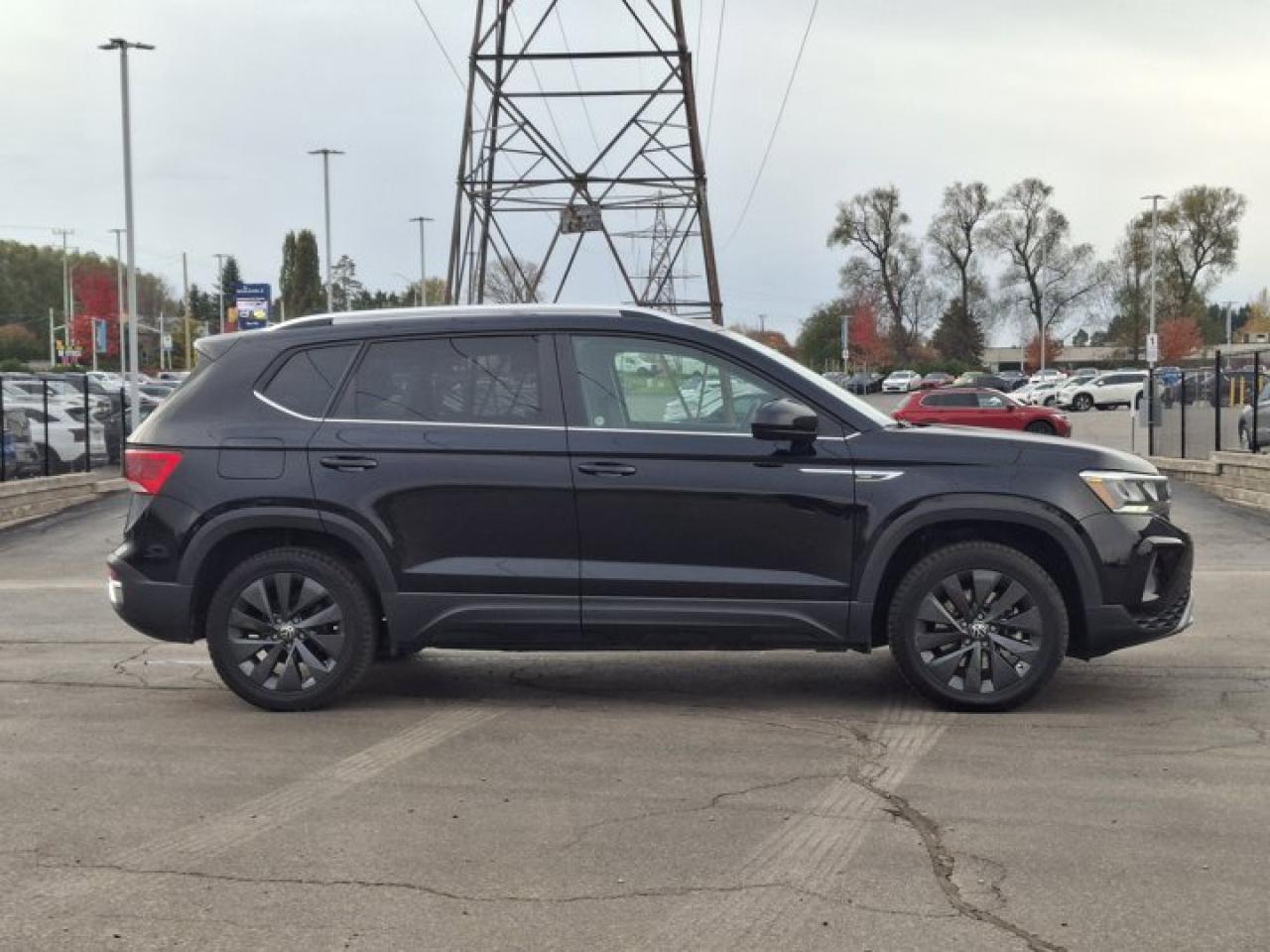 2024 Volkswagen Taos Comfortline | Panoramic Sunroof | Adaptive Cruise | Heated Wheel + Seats | CarPlay + Android | Powe Photo