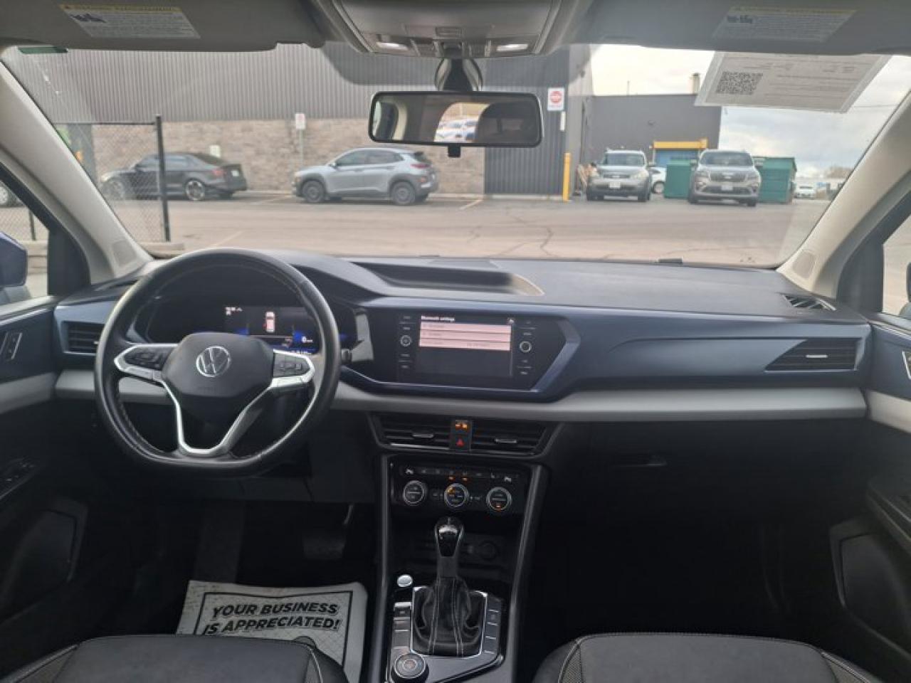 2022 Volkswagen Taos Comfortline AWD | Panoramic Sunroof | Cruise | Leatherette | New Tires | New Brakes | Photo