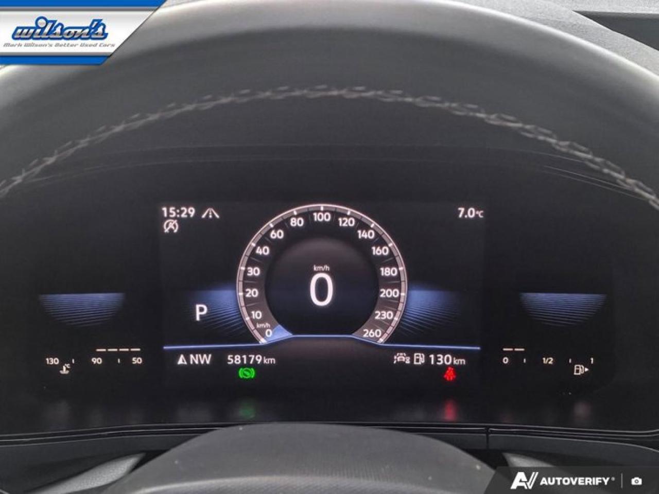 2022 Volkswagen Taos Comfortline AWD | Panoramic Sunroof | Cruise | Leatherette | New Tires | New Brakes | Photo