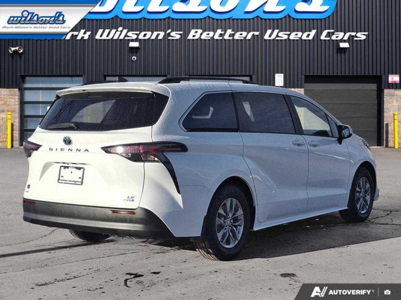 2024 Toyota Sienna LE AWD | Hybrid | Power Sliding Doors | Heated Seats | Power Seat | Radar Cruise and More ! Photo