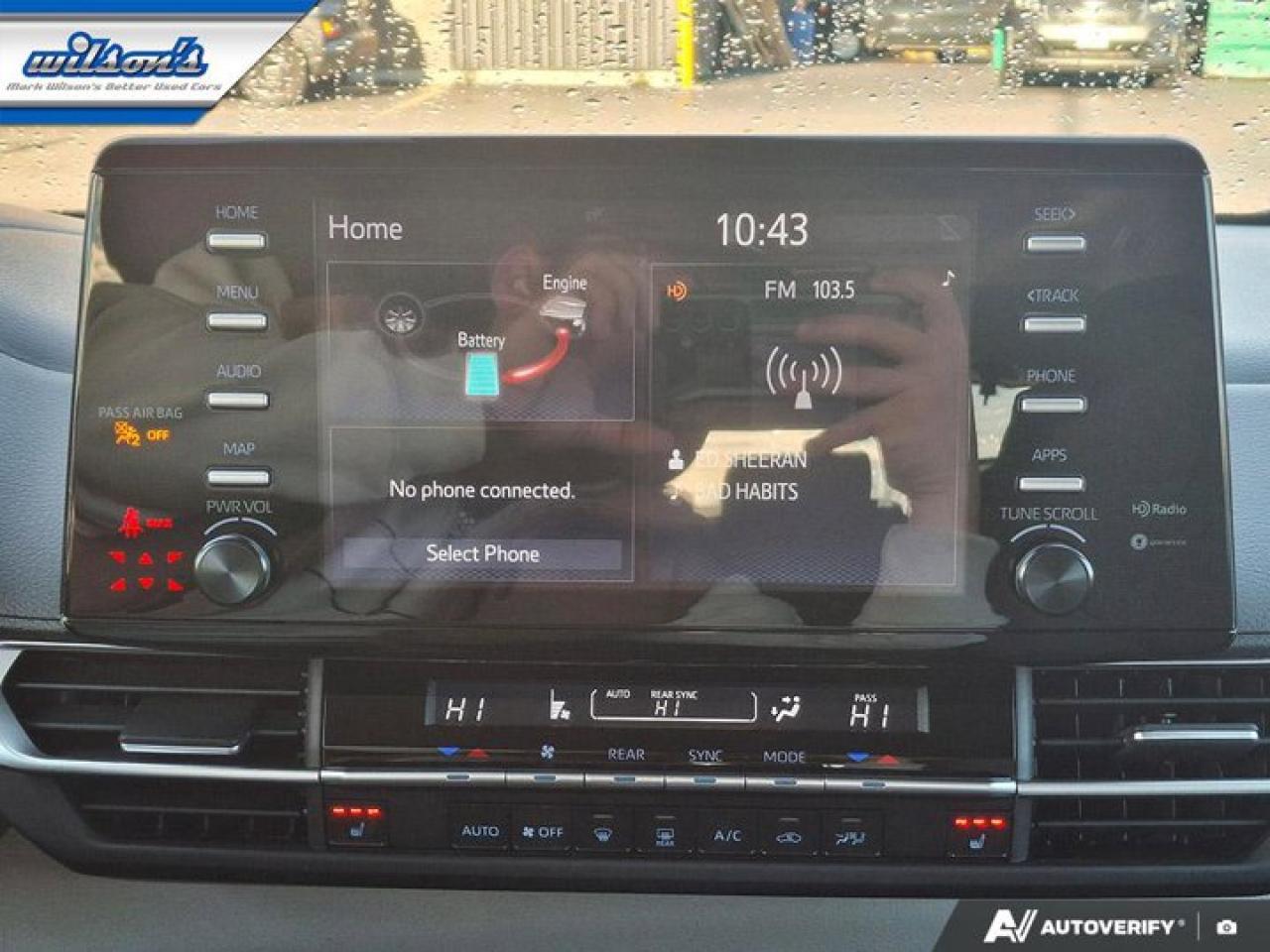 2024 Toyota Sienna LE AWD | Hybrid | Power Sliding Doors | Heated Seats | Power Seat | Radar Cruise and More ! Photo